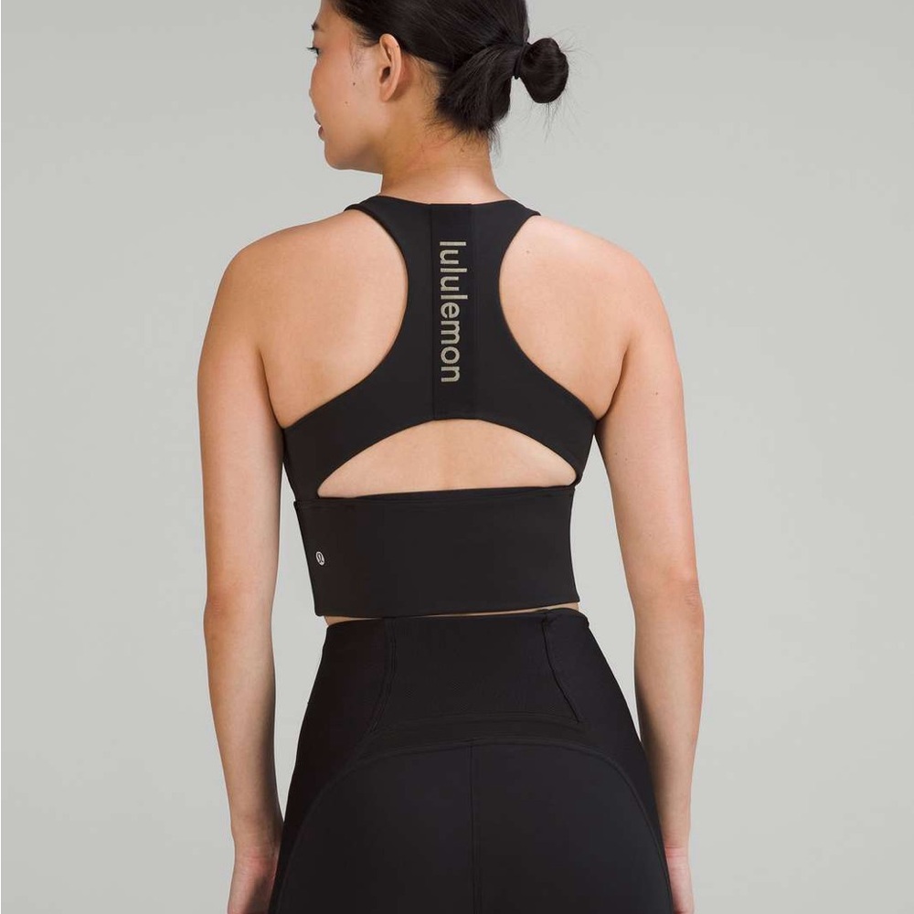 lululemon logo elastic everlux shelf tank- in ESPRESSO/BONE